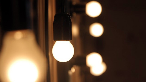Ilustrasi lampu menyala.