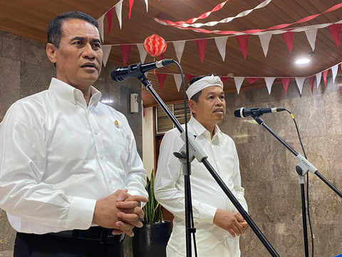 Konferensi pers Gubernur Jawa Barat Dedi Mulyadi dan Menteri Pertanian Andi Amran, di kantor pusat Kementan Jakarta, Rabu (13/8). Foto: Muhammad Fhandra/kumparan