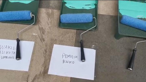 Pengecatan bangunan di Jalan Protokol Palembang pada Rabu, 13 Agustus 2025./Instagram: Kominfopalembang. 