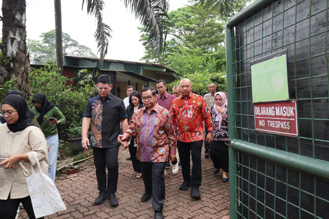 Gubernur DKI Jakarta Pramono Anung meninjau Taman Margasatwa Ragunan, Jakarta, Kamis (14/8/2025). Foto: Febria Adha Larasati/kumparan