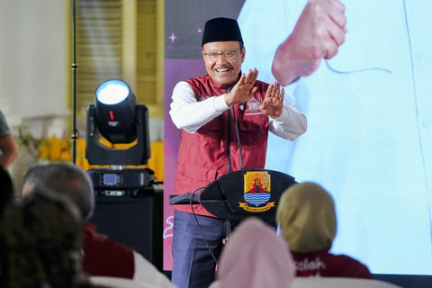 Mensos Saifullah Yusuf (Gus Ipul) dalam acara Dialog Pilar-pilar Sosial di Pendopo Bupati Cirebon, Rabu (13/8/2025). Foto: Kemensos RI