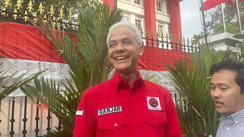 Ketua DPP PDIP Ganjar Pranowo saat ditemui di Gedung DPP PDIP, Menteng, Jakarta Pusat, Kamis (14/8/2025). Foto: Nasywa Athifah/kumparan
