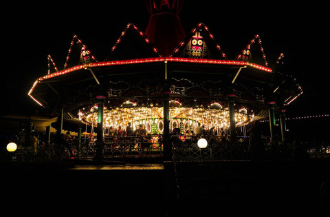 Ilustrasi Harga Tiket Dufan Agustus 2025  Sumber Unsplash/Syahril Fadillah