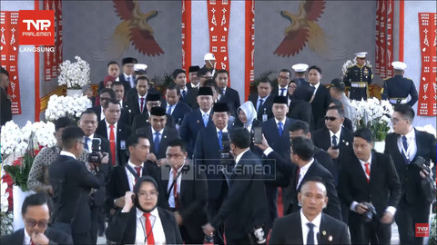 Mantan Presiden RI Susilo Bambang Yudhoyono menghadiri Sidang Tahunan MPR dan Sidang Bersama DPR dan DPD Tahun 2025 di gedung Parlemen, Jakarta, Jumat (15/8). Foto: YouTube/ TVR Parlemen