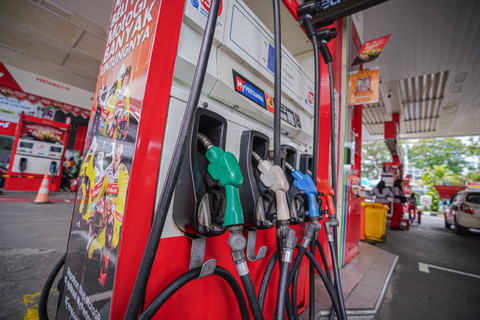 Pertamina Patra Niaga hadirkan promo hemat spesial memperingati HUT ke-80 RI hingga Rp 450/liter. Foto: Dok. Pertamina
