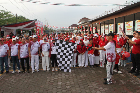  Istimewa
