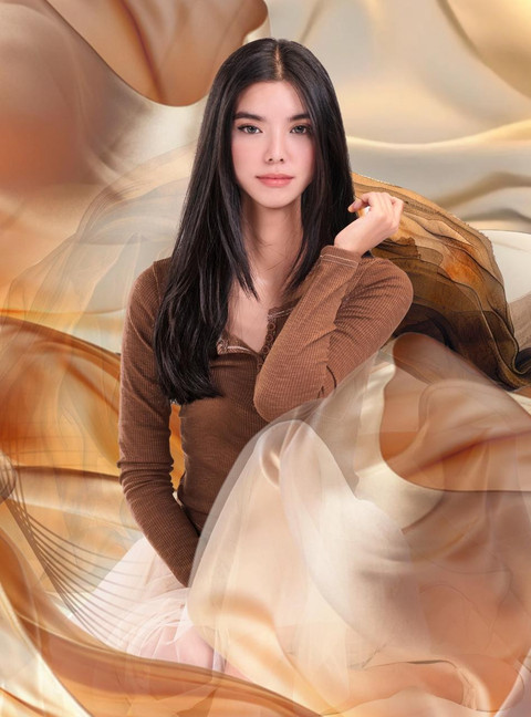  Istimewa