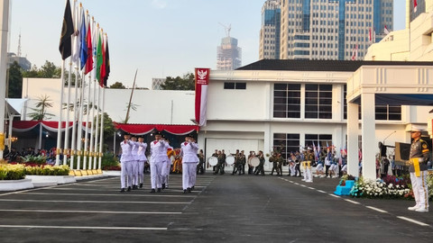 Suasana upacara peringatan HUT ke-80 RI di Kementerian Polkam, Minggu (17/8/2025). Foto: Thomas Bosco/kumparan