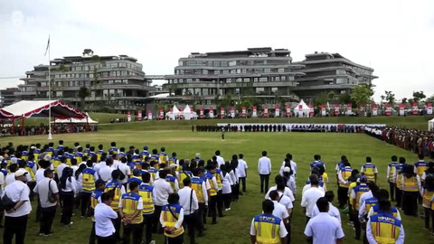 Suasana upacara pengibaran bendera HUT ke-80 RI di Nusantara, Minggu (17/8/2025). Foto: YouTube/ IKN Indonesia