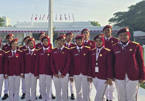 Paduan suara Sekolah Rakyat tampil dalam Upacara HUT ke-80 RI di Istana Merdeka, Jakarta, Minggu (17/8/2025). Foto: Kemensos RI