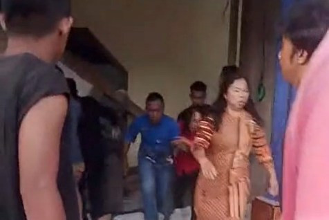Suasana usai gempa di Poso, Minggu (17/8/2025). Foto: BNPB