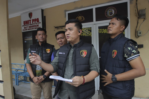 Kasat Reskrim Polres Serdang Bedagai IPTU Binrod Situngkir tentang pengungkapan tindak pidana terhadap kasus Pencabulan Kakek 70 Tahun dengan 3 Bocah di Polres Serdang Bedagai, Jumat (15/8/2025). Foto: Dok. Istimewa