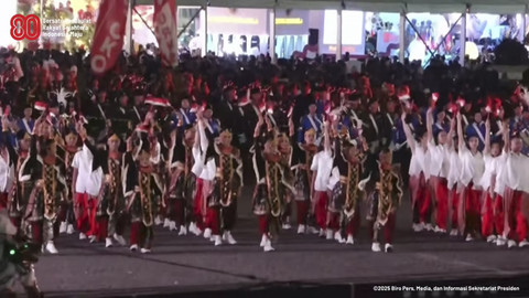 Parade karnaval dalam rangka HUT ke-80 Kemerdekaan RI di Monumen Nasional (Monas), Jakarta, Minggu (17/8/2025). Foto: Youtube/Sekretariat Presiden