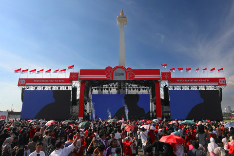 BRI gelar Panggung Hiburan Pesta Rakyat dalam memperingati HUT ke-80 RI di Monumen Nasional (Monas), Jakarta, Minggu (17/08). Foto: Dok. BRI
