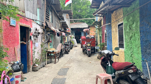 Suasana 'Kampung Surya' di Kebon Pala, Makasar, Jakarta Timur, Senin (18/8/2025). Foto: Nasywa Athifah/kumparan