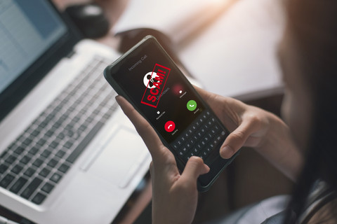 Ilustrasi scam. Foto: CC7/Shutterstock