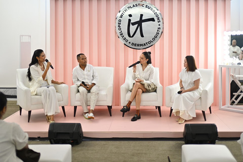 Peluncuran IT Cosmetics di The Langham Jakarta, Jumat (15/8/2025).  Foto: IT Cosmetics