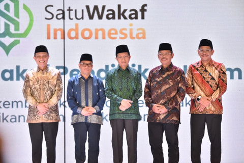 Menag Nasaruddin Umar bersama jajaran Direktorat Pendidikan Agama Islam (PAI) Ditjen Pendidikan Islam. Foto: Kemenag RI