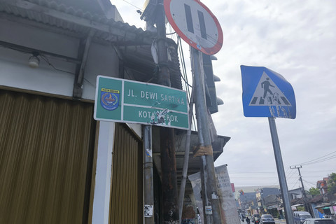 Jalan Dewi Sartika di Depok, Jawa Barat. Foto: Rizki Baiquni Pratama/kumparan