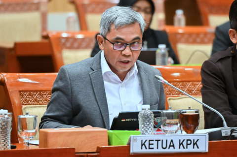 Ketua KPK Setyo Budiyanto memberikan paparan saat mengikuti rapat kerja bersama Komisi III DPR di Kompleks Parlemen, Senayan, Jakarta, Rabu (20/8/2025). Foto: Rivan Awal Lingga/ANTARA FOTO