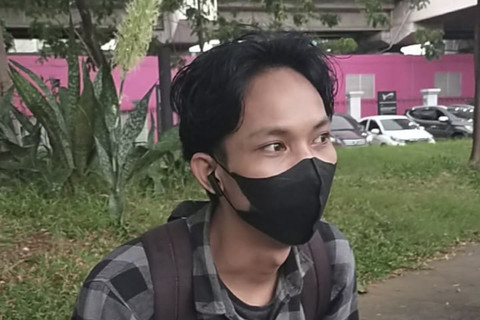 Arun, pencari kerja yang datang ke Jakarta Jobfest 2025. Foto: Nur Pangesti/kumparan