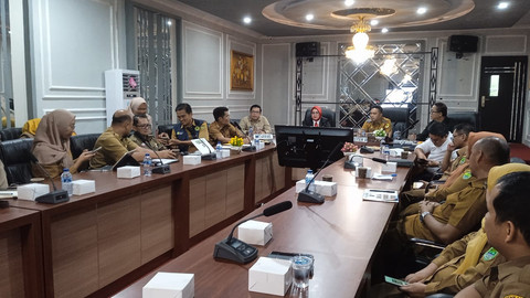 Suasana audiensi mengenai kasus rabies di Kabupaten Pali/ist. 