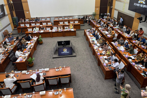 Suasana rapat pembahasan DIM RUU Haji dan Umrah di Komisi VIII DPR RI pada Jumat (22/8/2025). Foto: Abid Raihan/kumparan