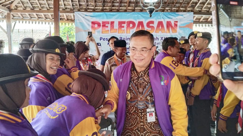 Bupati Pati Sudewo melepas Peserta Raimuna Daerah XIII Kwarda Jawa Tengah tahun 2025 di Kantor Kwartir Cabang Pati, Jumat (22/8/2025). Foto: kumparan
