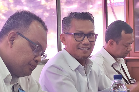 Juru Bicara Kemenperin Febri Hendri Antoni Arif di Pabrik PT Sumi Asih, Bekasi, Jawa Barat, Jumat (22/8/2025). Foto: Widya Islamiati/kumparan