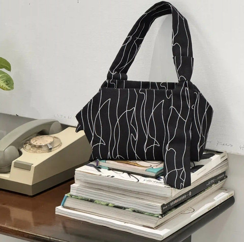 Tas zero waste karya mahasiswa Unair.