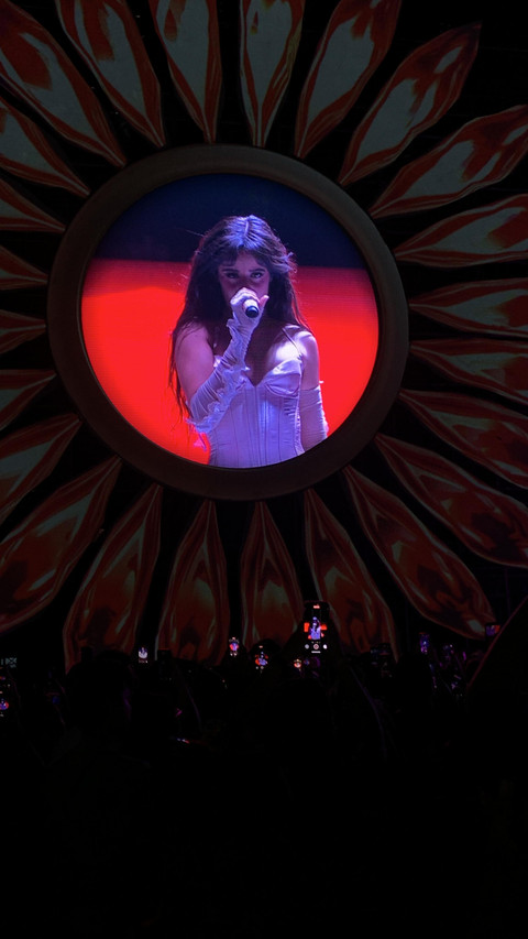 Untuk pertama kalinya, penyanyi Camila Cabello tampil di Jakarta lewat gelaran LaLaLa Fest hari pertama di Jakarta International Expo, Jumat (22/8) malam. Foto: Vincentius Mario/kumparan