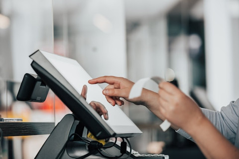 Contoh Deskripsi Usaha. Foto hanya ilustrasi. Sumber foto: Unsplash/Simon Kadula