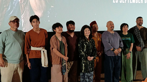 Konferensi pers perilisan trailer dan poster film Kang Solah From Kang Mak X Nenek Gayung di Kawasan Kuningan, Jakarta Selatan, Minggu (24/8/2025). Foto: Aprilandika Pratama/kumparan