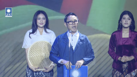 Eko Patrio dalam acara PAN Awards, Minggu (24/8/2025). Foto: YouTube/ PAN TV