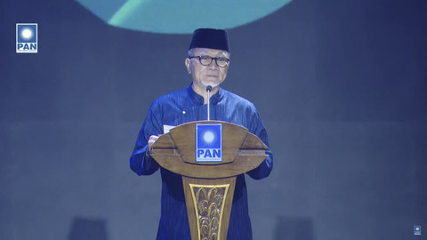 Menteri Koordinator Bidang Pangan Indonesia, Zulkifli Hasan pada acara PAN Awards, Minggu (24/8/2025). Foto: YouTube/ PAN TV
