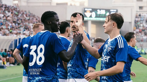 Instagram/ @comofootball