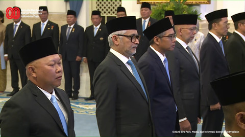 Pelantikan Pejabat Negara, serta Upacara Penganugerahan TKRI di Istana Negara, Jakarta, Senin (25/8/2025). Foto: Youtube/Sekretariat Presiden
