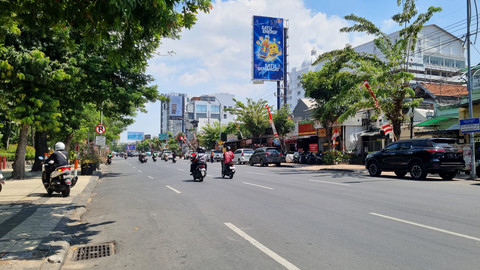 Suasana Jalan Embong Malang, Kota Surabaya, Senin (25/8/2025). Foto: Farusma Okta Verdian/kumparan
