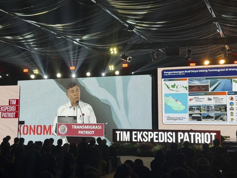 Kepala Badan Penyuluhan dan Pengembangan Sumber Daya Manusia Kelautan dan Perikanan (BPPSDMKP) KKP I Nyoman Radiarta dalam pelepasan Tim Ekspedisi Patriot di Balai Kartini, Jakarta Selatan pada Senin (25/8/2025). Foto: Argya D. Maheswara/kumparan