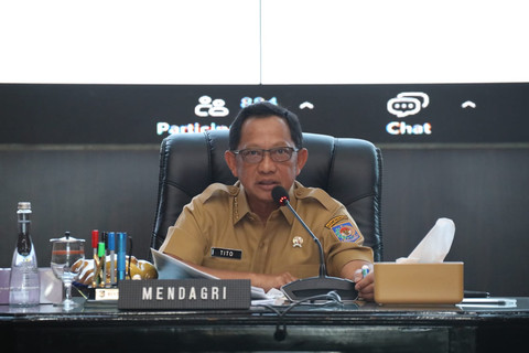 Mendagri Tito Karnavian memimpin Forum 8 Gubernur Percepatan Eliminasi Tuberculosis (TBC) di Gedung Sasana Bhakti Praja (SBP), Kantor Pusat Kemendagri, Jakarta, Selasa (26/8/2025). Foto: Kemendagri RI
