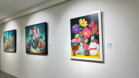 Suasana Pameran Langkah Merdeka untuk mendukung Program Selangkah yang diinisiasi oleh Siloam di Global Auction, Tanah Abang, Jakarta Pusat, Selasa (26/8/2025).  Foto: Nasywa Athifah/kumparan