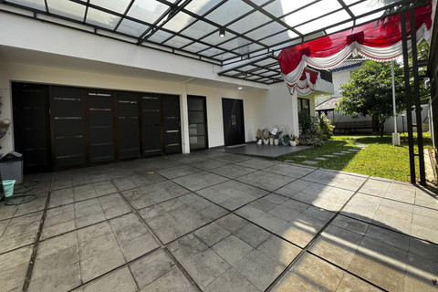 Rumah Mantan Wakil Menteri Ketenagakerjaan Immanuel Ebenezer di Pancoran, Jakarta Selatan, Rabu (27/8/2025). Foto: Rayyan Farhansyah/kumparan