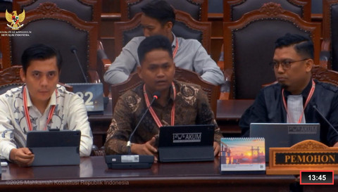 Ketua Umum Iwakum, Irfan Kamil (ten... </div>
<div class=