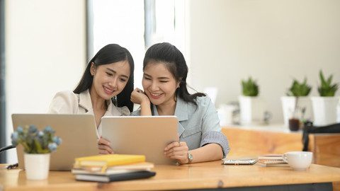 Ilustrasi Zodiak yang Paling Bijak dan Penuh Insight. Foto: Shutterstock