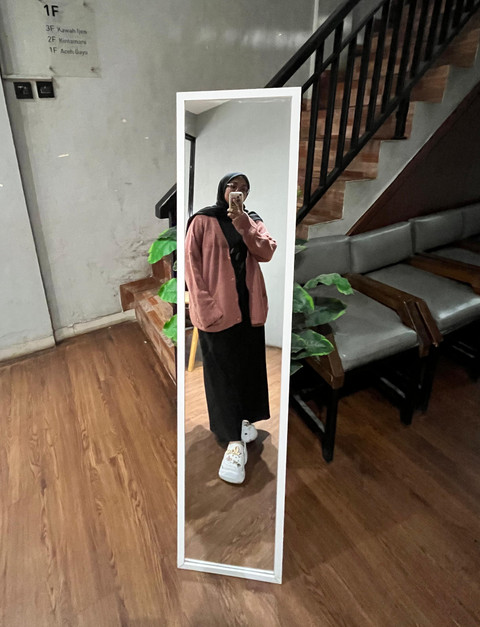 Outfit simple ala Annisa Pratiwi. Foto: Dok. pribadi/Annisa Pratiwi