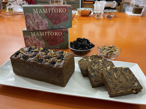 Menu spesial banana bread with prunes dari Mamitoko. Foto: Salsha Okta Fairuz/kumparan