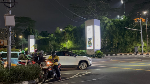 Kondisi lalu lintas di Jalan Asia Afrika, Jakarta, Kamis (28/8/2025). Foto: Abid Raihan/kumparan