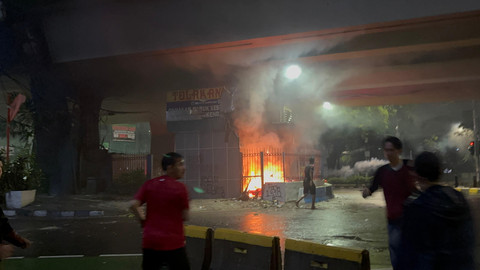 Suasana di Jalan Perempatan Pasar Senen, Jakarta, Jumat (29/8/2025). Foto: Abid Raihan/kumparan