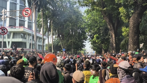 Suasana terkini di sekitar Mako Brimob Kwitang, Jakarta Pusat, Jumat (29/8/2025). Foto: Thomas Bosco/kumparan