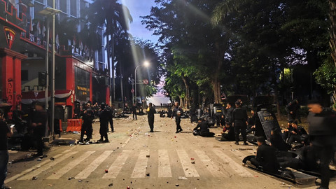 Kondisi terkini di sekitar Mako Brimobo PMJ di Kwitang, Jakpus, Sabtu (30/8) pagi. Foto: Thomas Bosco/kumparan
